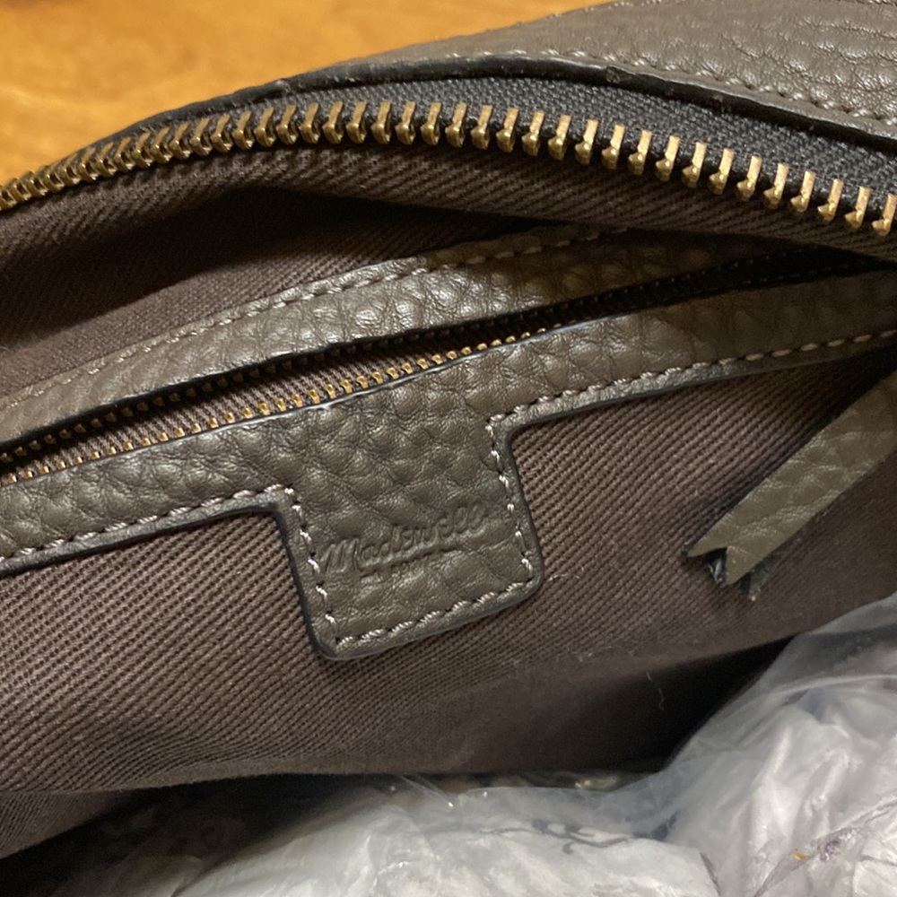 Madewell Leather Purse - Picture 6 of 7